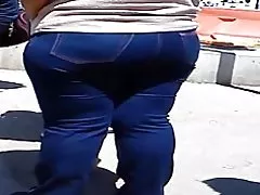 En mogen med några nalgotas