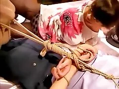 Kinesiska rep bondage hogtied 2