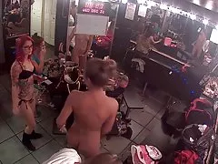 Strippa gör fucked upp saker