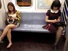 NYC tunnelbana voyeur Asiatiska tjejer