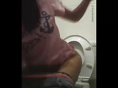 Upskirt meki abg Pan lokomotiv