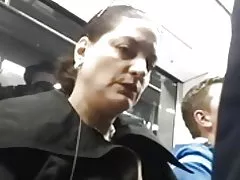 Mogen dam gillar bula... hon kan inte sluta titta