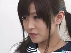 Onanerar i klass blir aika hoshino cum att dricka